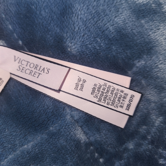 Victoria's Secret Bra push up - Picture 4 of 4